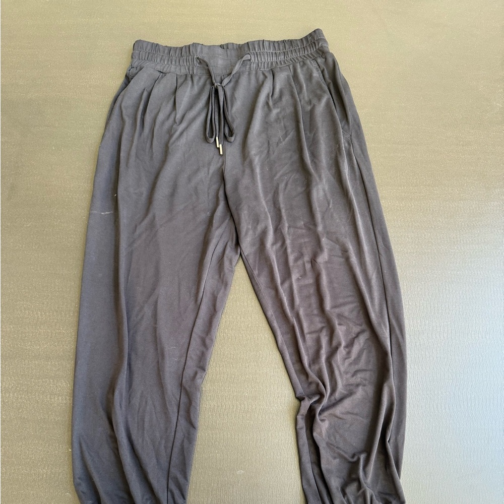 GAP Black Jogger Sweatpants with Elastic Cuffs